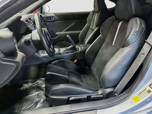 Used 2022 Toyota GR86 Premium w/ ALL Weather Mat Package (TMS) RWD image 20