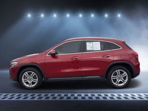 Used 2021 Mercedes-Benz GLA 250 w/ Premium Package image 6