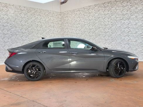 New 2026 Hyundai Elantra Sport FWD image 7