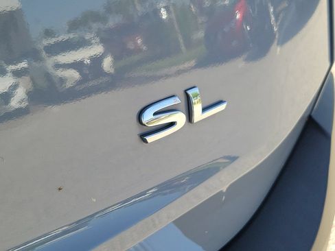 Used 2022 Nissan Rogue SL FWD image 8