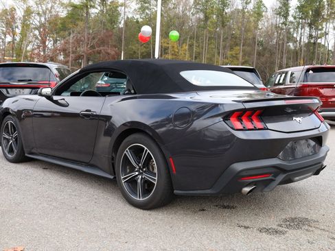 Used 2024 Ford Mustang Premium image 27