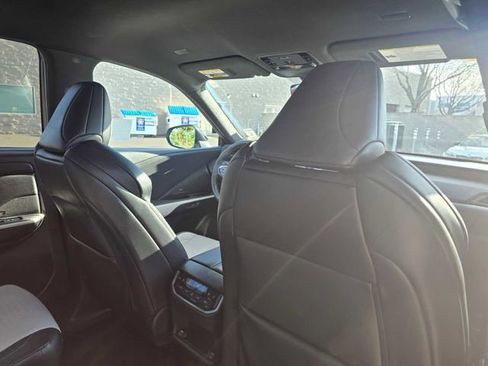 Certified 2025 Lexus TX 500h AWD w/ Technology Package image 15