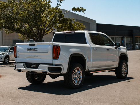 Used 2019 GMC Sierra 1500 Denali w/ Denali Ultimate Package AWD/4WD image 5