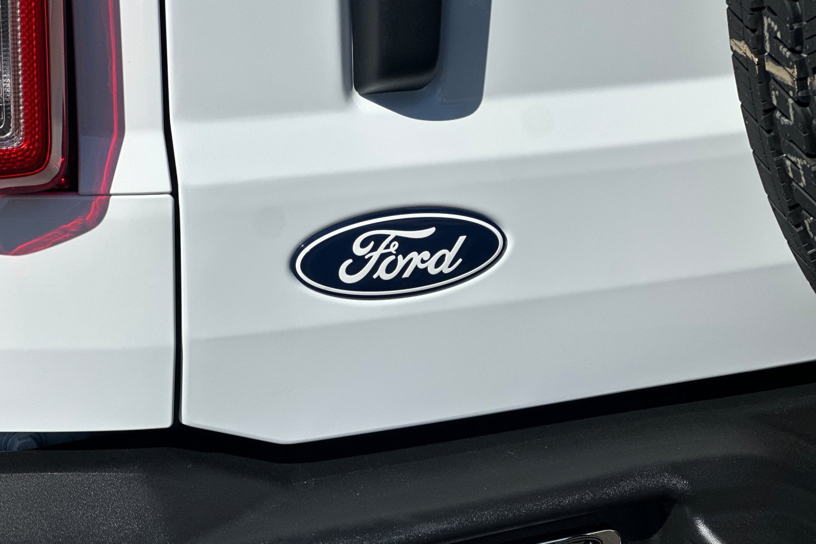 New 2026 Ford Bronco 2-Door AWD/4WD image 26