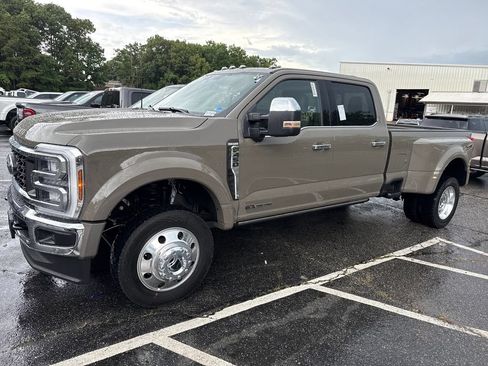 Used 2026 Ford F450 King Ranch w/ Chrome Package AWD/4WD image 8
