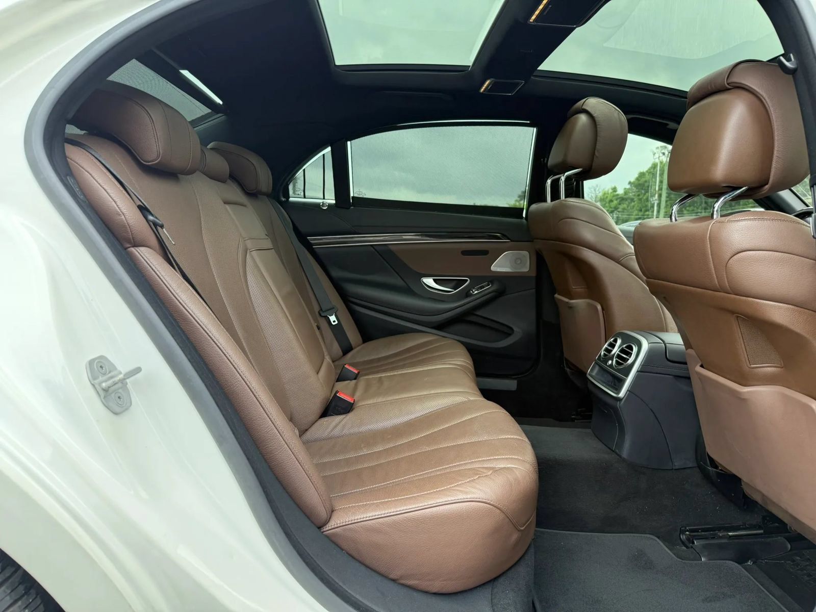 Used 2015 Mercedes-Benz S 550 Sedan image 15