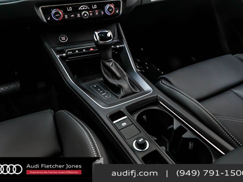 New 2025 Audi Q3 2.0T Premium image 6