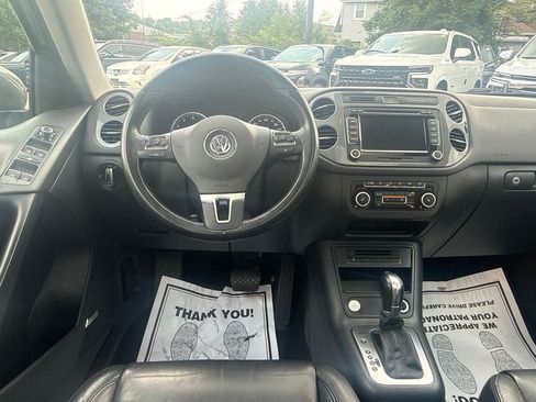 Used 2012 Volkswagen Tiguan S AWD/4WD image 22