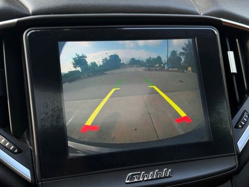 Used 2017 Maserati Ghibli image 34