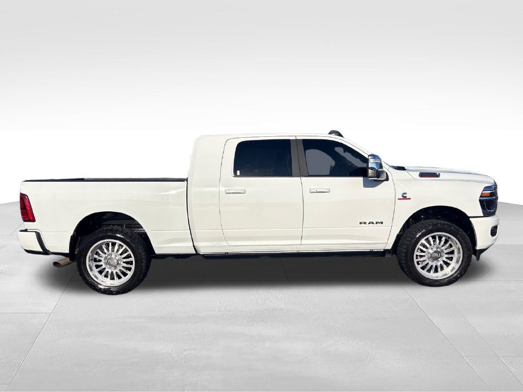 Used 2025 RAM 2500 Laramie AWD/4WD image 6