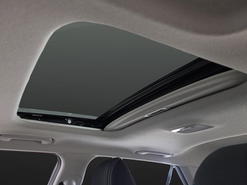 Certified 2025 Hyundai Venue SEL FWD image 12