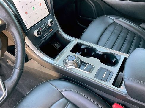 Certified 2022 Ford Edge SEL w/ Convenience Package image 15