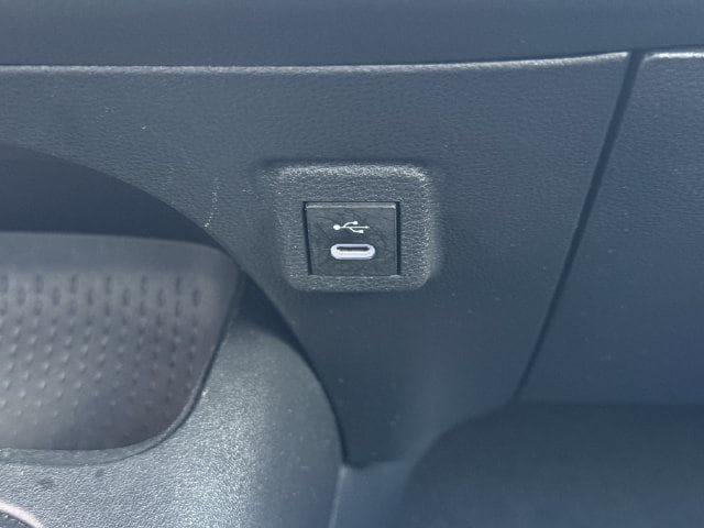 Used 2025 Toyota Corolla LE FWD image 21