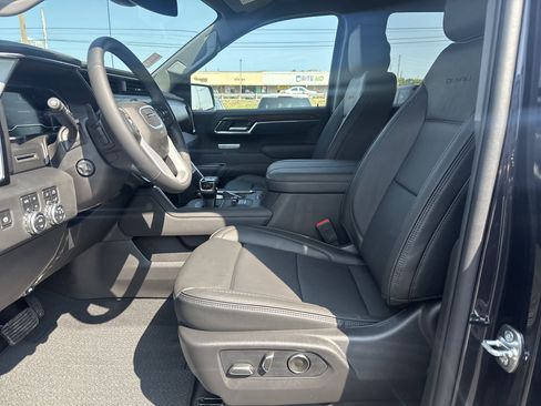 New 2025 GMC Sierra 1500 Denali image 12