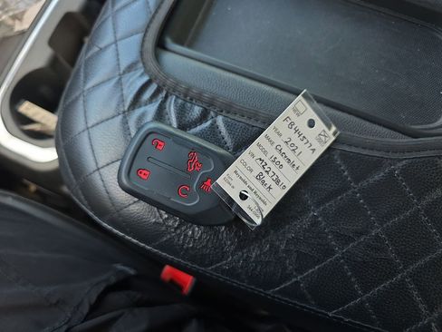 Used 2021 Chevrolet Silverado 1500 RST w/ Redline Edition image 39