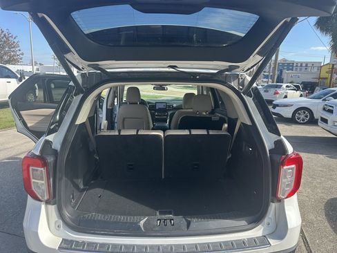 Used 2021 Ford Explorer Limited w/ Equipment Group 301A image 22