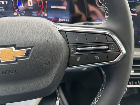New 2026 Chevrolet Traverse LT w/ Sun and Wheel Package FWD image 14