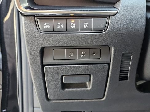 New 2026 MAZDA MAZDA3 Hatchback w/Premium Plus Pkg image 26