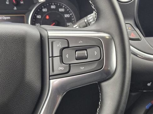 Used 2024 Chevrolet Blazer LT FWD image 28