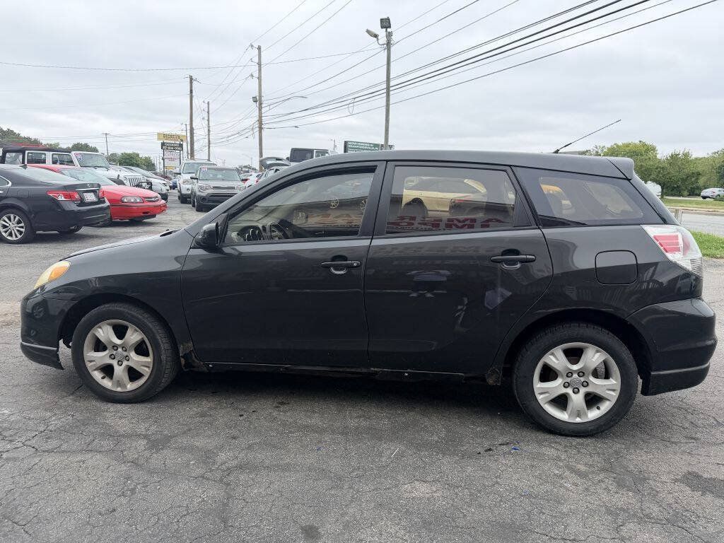 Used 2005 Toyota Matrix XR w/ Extra Value Pkg 2 FWD image 3
