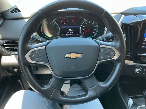 Used 2020 Chevrolet Traverse LT AWD/4WD image 4