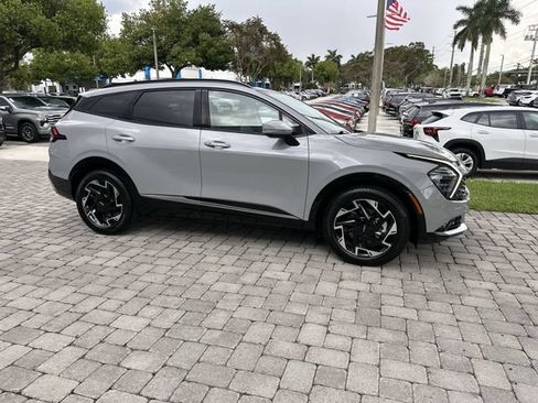 Used 2024 Kia Sportage SX FWD image 15