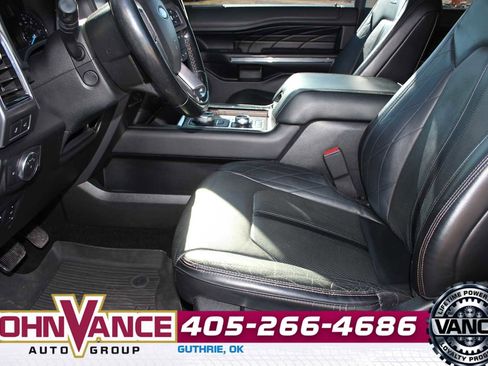 Used 2019 Ford Expedition Platinum image 29