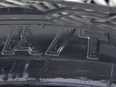 Used 2026 GMC Yukon Denali Ultimate w/ LPO, Floor Liner Package AWD/4WD image 56