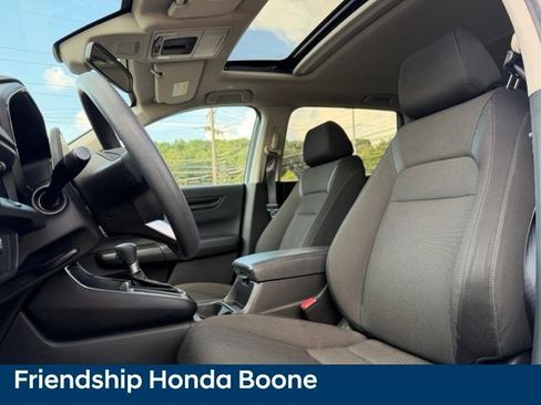 Used 2024 Honda CR-V EX image 18
