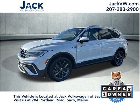 Used 2023 Volkswagen Tiguan SE image 1