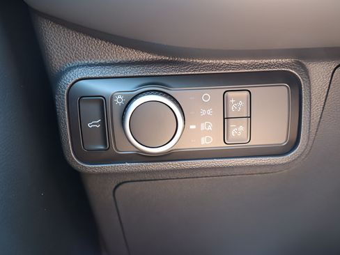 New 2026 Ford Explorer Active AWD/4WD image 18