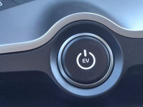 New 2025 Kia EV6 Wind image 27