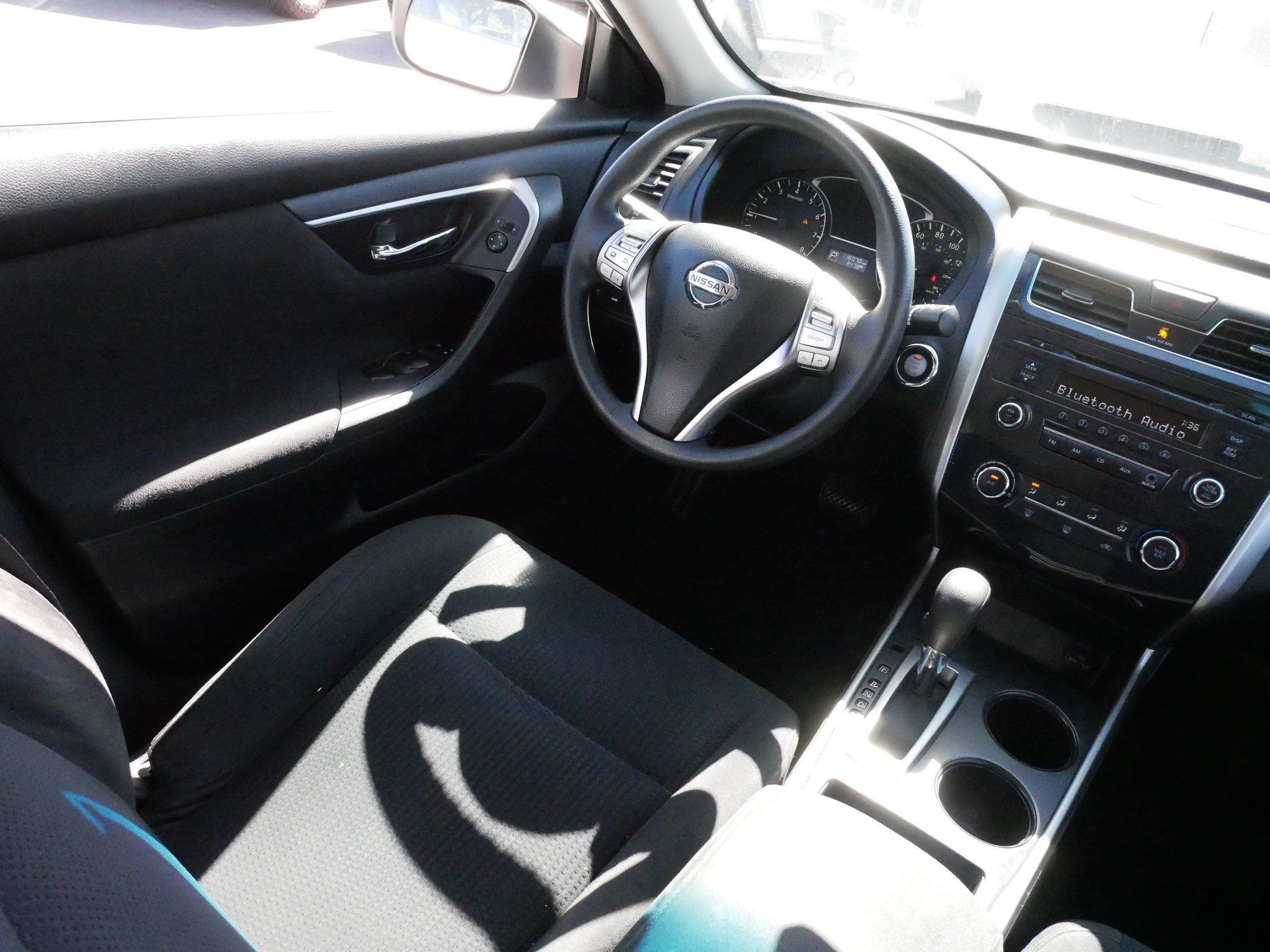 Used 2015 Nissan Altima 2.5 S FWD image 9