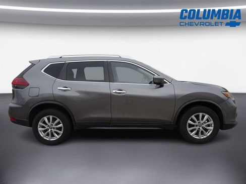 Used 2020 Nissan Rogue SV AWD/4WD image 2