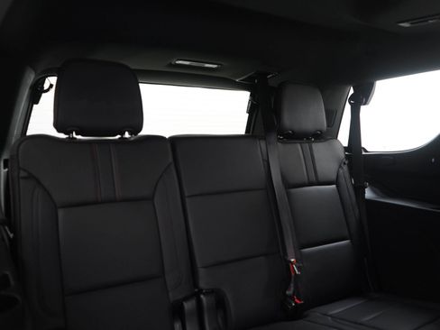 Used 2021 Chevrolet Tahoe RST w/ Luxury Package AWD/4WD image 13