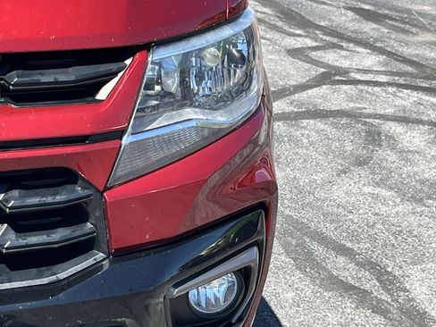 Used 2021 Chevrolet Colorado LT w/ LT Convenience Package AWD/4WD image 11