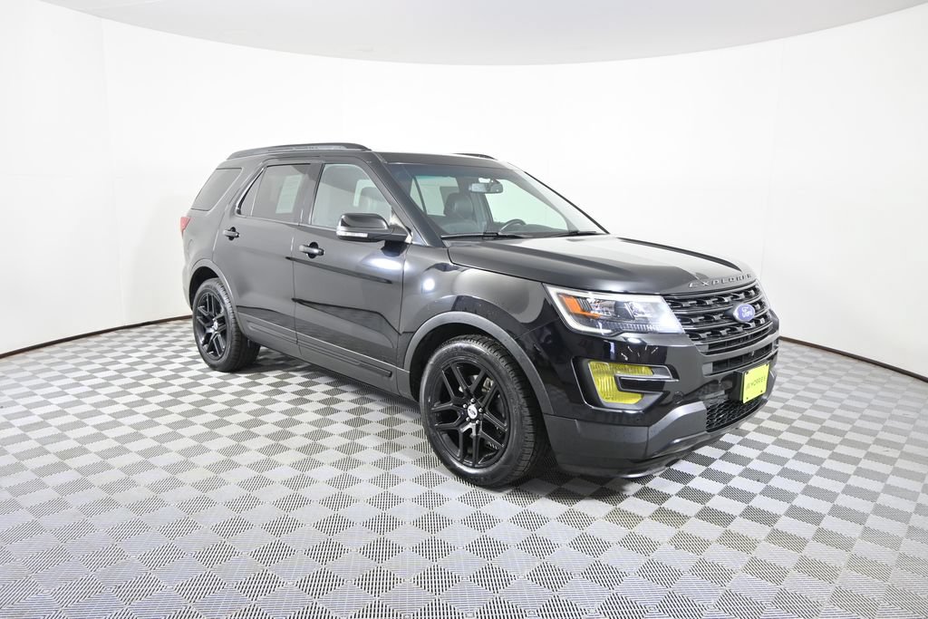 Used 2017 Ford Explorer Sport AWD/4WD image 9