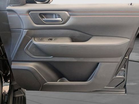 New 2026 Nissan Armada PRO-4X w/ Captain's Chari Seat Package AWD/4WD image 34