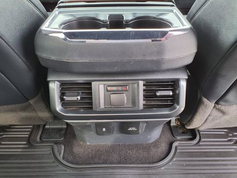 Used 2022 Ford F150 Lariat w/ Equipment Group 502A High image 18