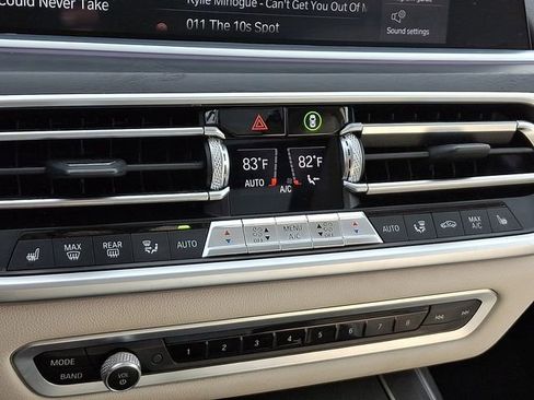 Used 2019 BMW X7 xDrive40i w/ Cold Weather Package image 21
