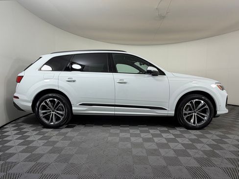 Used 2026 Audi Q7 2.0T Premium w/ Convenience Plus Package AWD/4WD image 8