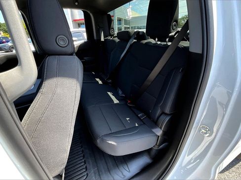 Used 2025 GMC Sierra 1500 Pro w/ Pro Value Package image 19