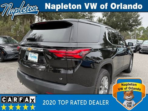 Used 2023 Chevrolet Traverse LT image 9
