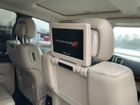 Used 2017 Dodge Durango Citadel w/ Premium Entertainment Group image 13