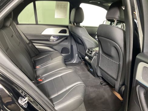 Used 2024 Mercedes-Benz GLE 450e 4MATIC image 23