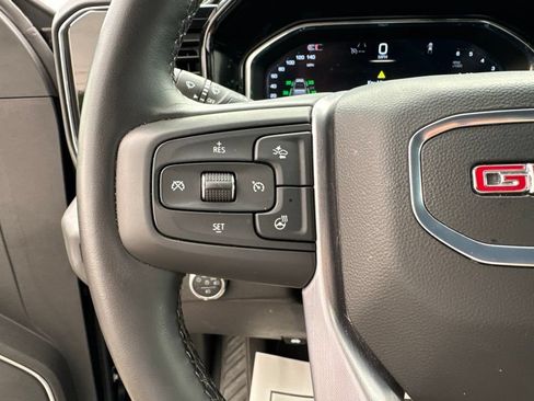Used 2026 GMC Sierra 1500 SLT AWD/4WD image 19