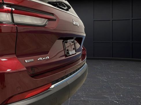 Used 2021 Jeep Grand Cherokee L Limited image 36