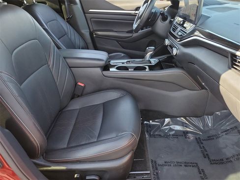 Certified 2024 Nissan Altima 2.5 SR w/ SR Premium Package image 21