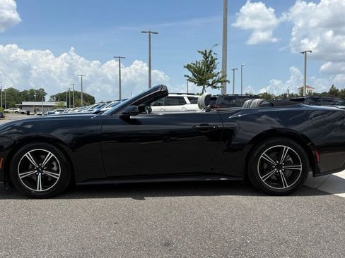 Used 2024 Ford Mustang Premium RWD image 9
