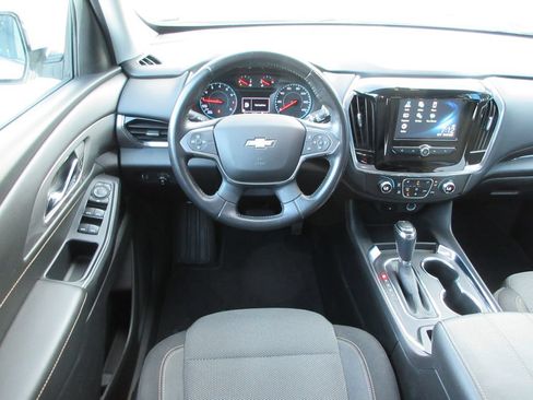 Used 2018 Chevrolet Traverse LT FWD image 15